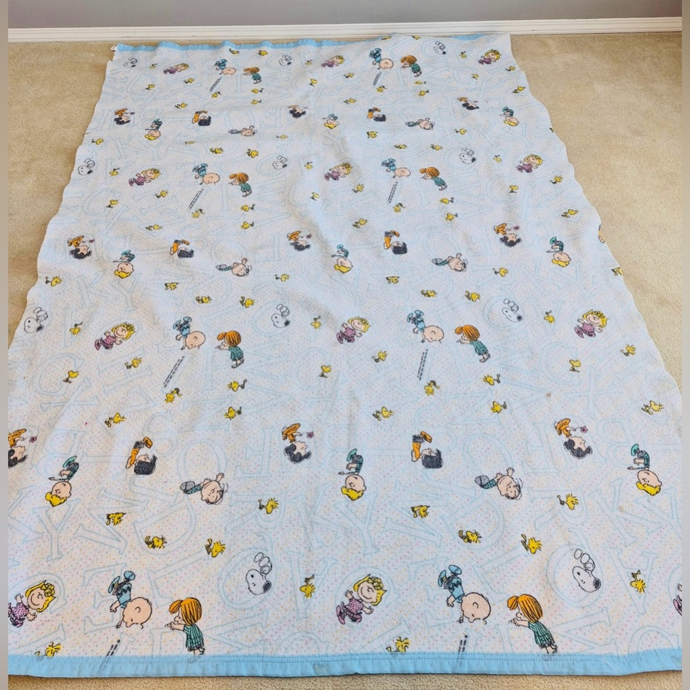 1971 Esmond Charlie Brown Twin Size Permanap Rayon/ Blue Satin Trim Blanket